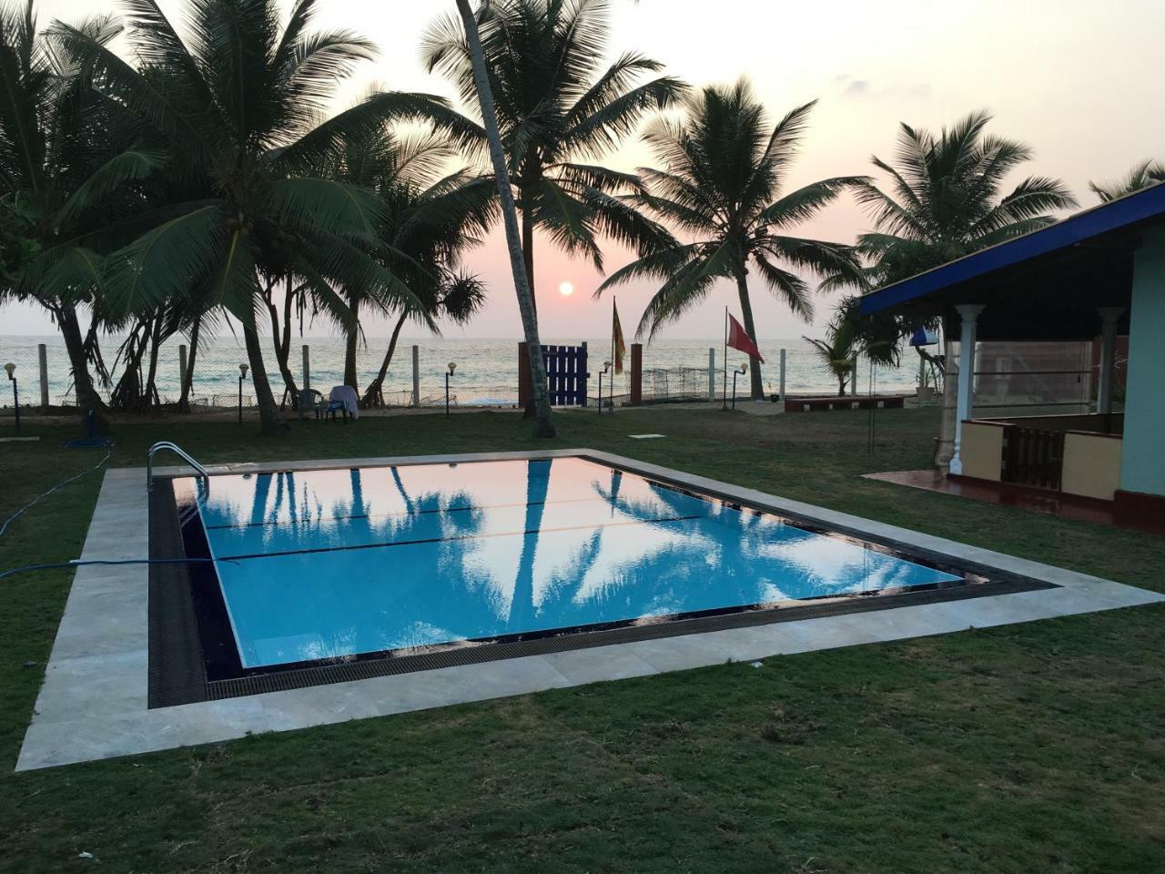 Airy Dale Villa And Guesthouse Ambalangoda  Dış mekan fotoğraf