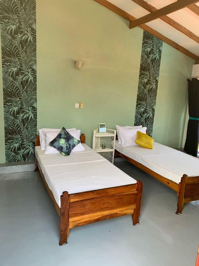 Airy Dale Villa And Guesthouse Ambalangoda  Dış mekan fotoğraf